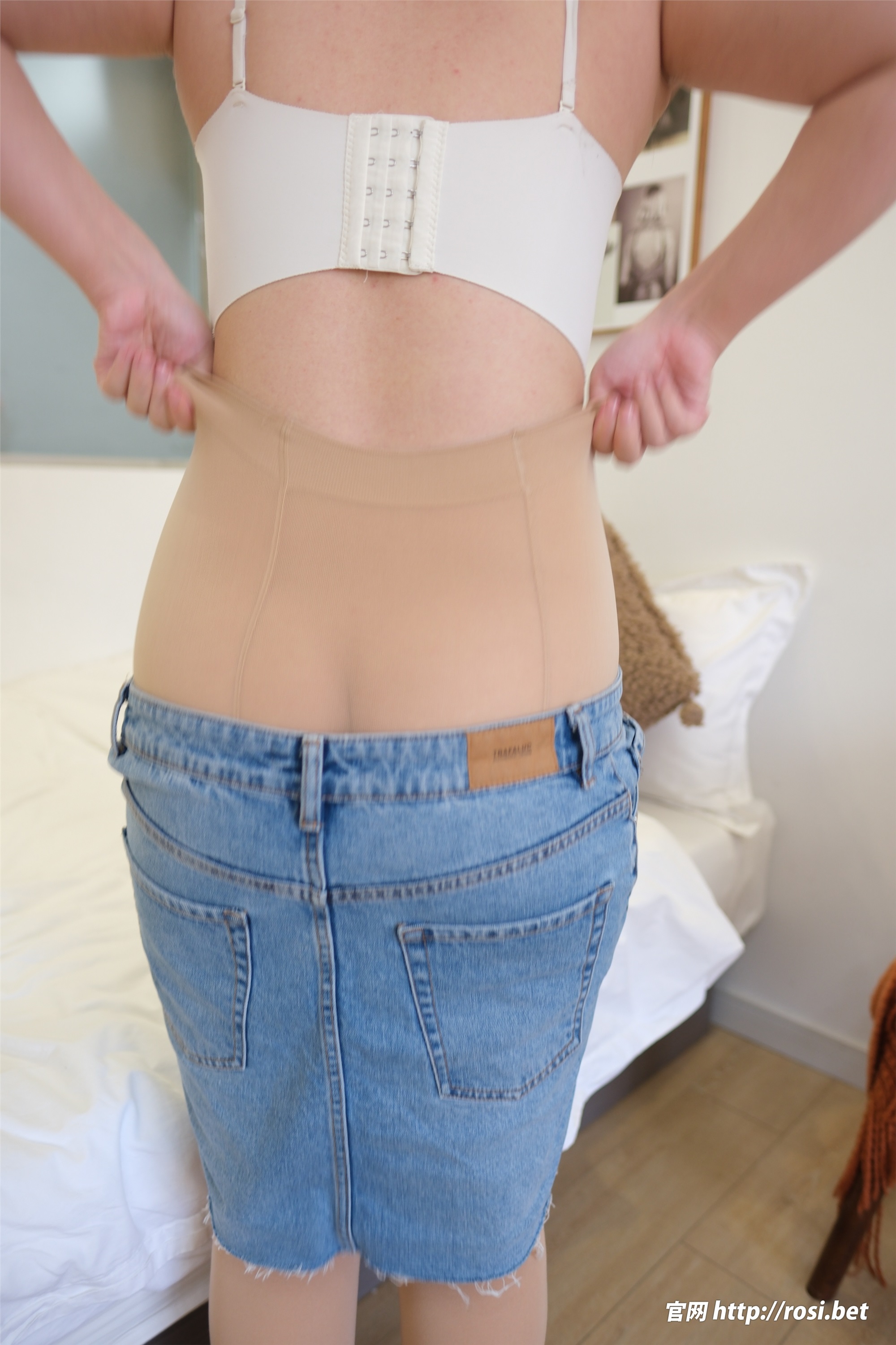 ROSI写真 2025.08.27 NO.5014